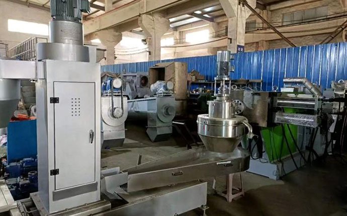 Water Ring Hot Granulation Production Line3